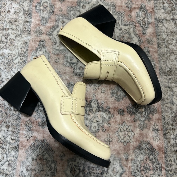 LABUCQ KITTY CREAM COLORED LOAFERS - Picture 4 of 8